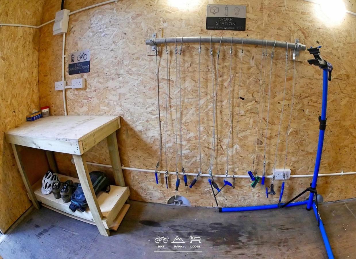 Bike Park Lodge #2 Merthyr Tydfil Bagian luar foto